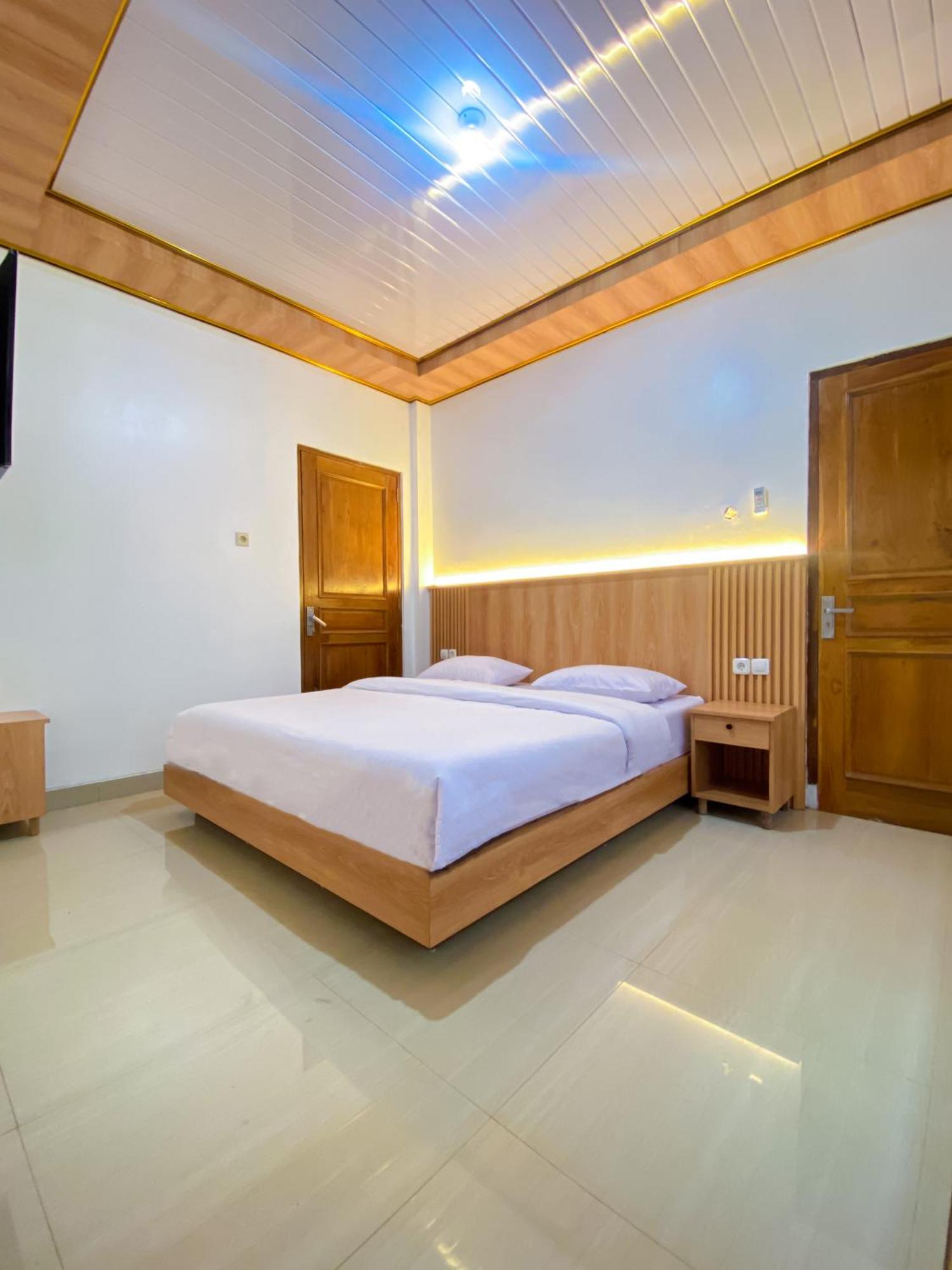 Hotel Wijaya Family 2 칼라산 객실 사진
