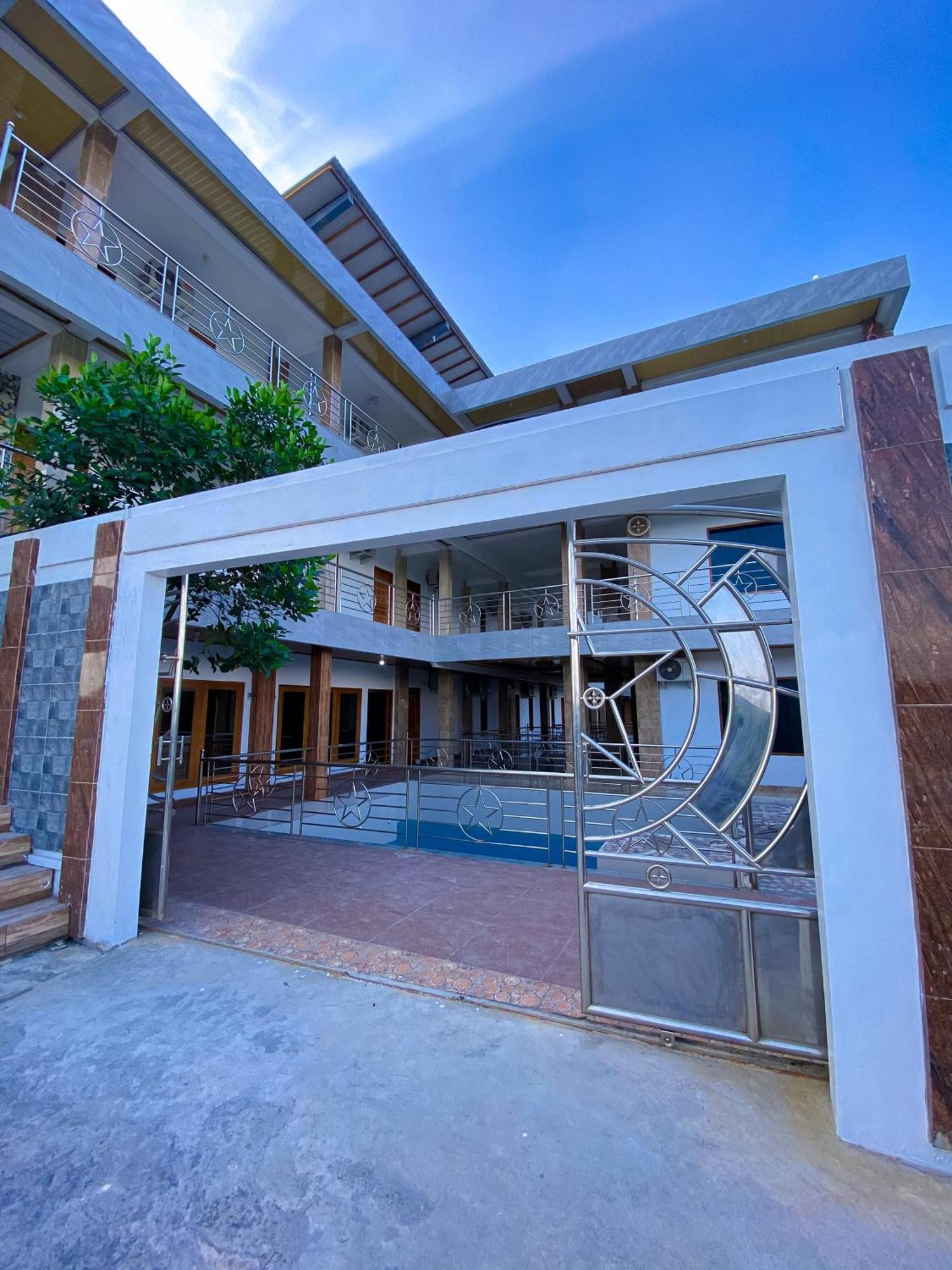 Hotel Wijaya Family 2 칼라산 외부 사진