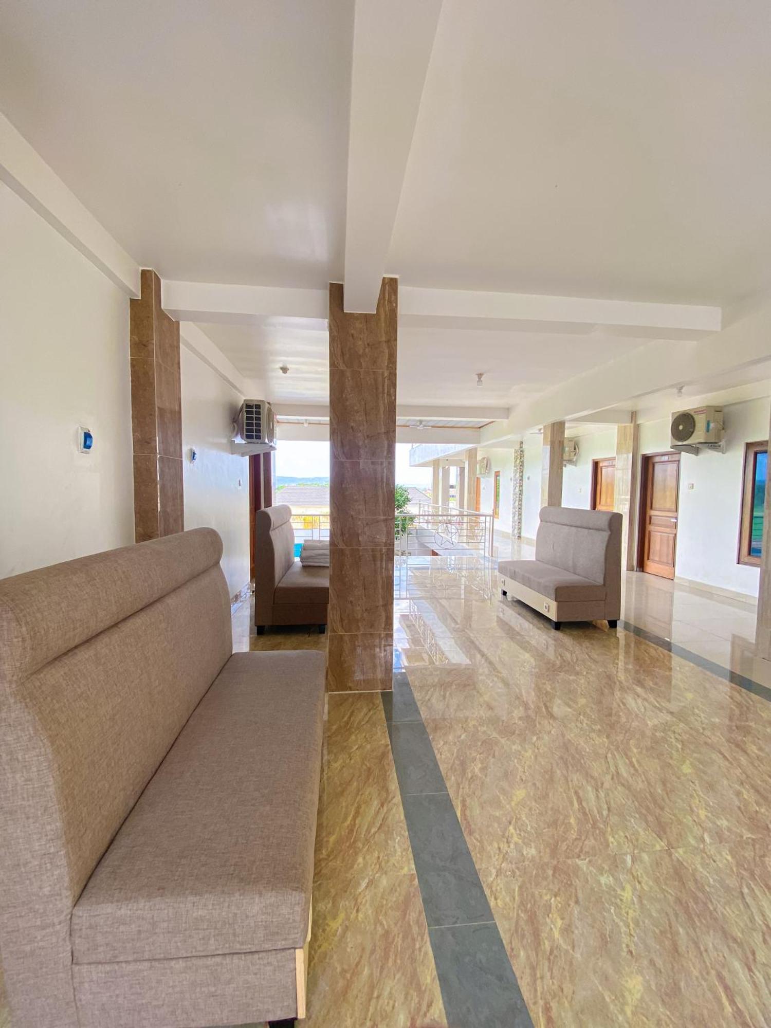 Hotel Wijaya Family 2 칼라산 외부 사진